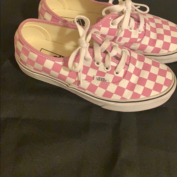 Pink checkered Vans - Picture 6 of 10